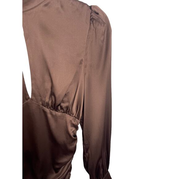 MAJORELLE Bristol Mini Dress Keyhole Neck Ruched Long Sleeve Chocolate Sz Small - Picture 14 of 14